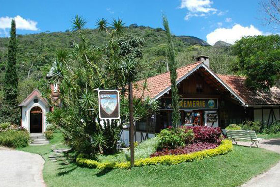 Shopping Teresópolis.